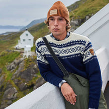 Lade das Bild in den Galerie-Viewer, Merino Pullover Geiranger