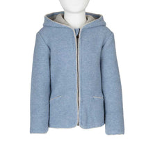 Lade das Bild in den Galerie-Viewer, Kinder Strickjacke aus weicher Merino Lambswool hellblau