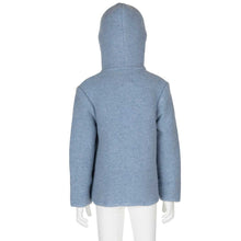 Lade das Bild in den Galerie-Viewer, Kinder Strickjacke aus weicher Merino Lambswool hellblau