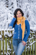 Lade das Bild in den Galerie-Viewer, Merinostrickjacke Mirabell - seablue