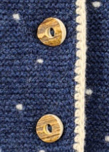 Lade das Bild in den Galerie-Viewer, Merinostrickjacke Wintertraum