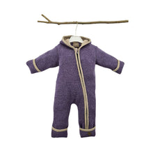 Lade das Bild in den Galerie-Viewer, Herzchenstrampler superweich veilchen