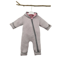 Lade das Bild in den Galerie-Viewer, Herzchenstrampler superweich heumilch