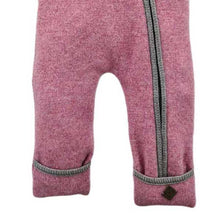 Lade das Bild in den Galerie-Viewer, Herzchenstrampler superweich rosa