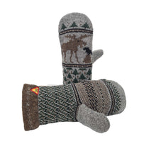 Lade das Bild in den Galerie-Viewer, Hellgraue Fäustlinge mit Norwegermuster Innenseite