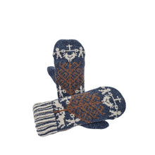 Lade das Bild in den Galerie-Viewer, Blaue Fäustlinge mit Norwegermuster -Vorderseite