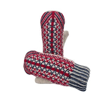 Lade das Bild in den Galerie-Viewer, Rote Fäustlige mit Norwegermuster